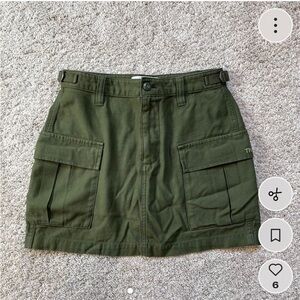 Aritzia Green Cargo Skirt